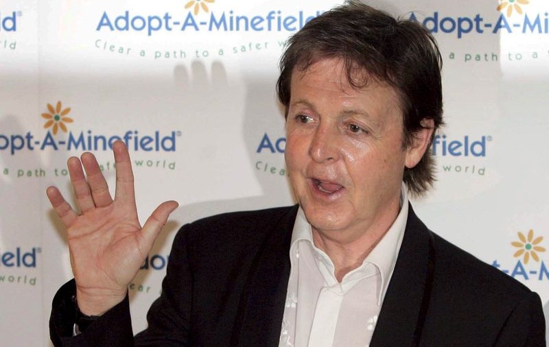 2 000 de lire sterline pe capul lui Paul McCartney 
