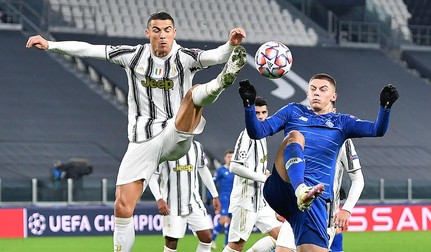 Ronaldo a făcut un nou meci senzațional pentru Juventus Torino. Foto: EPA