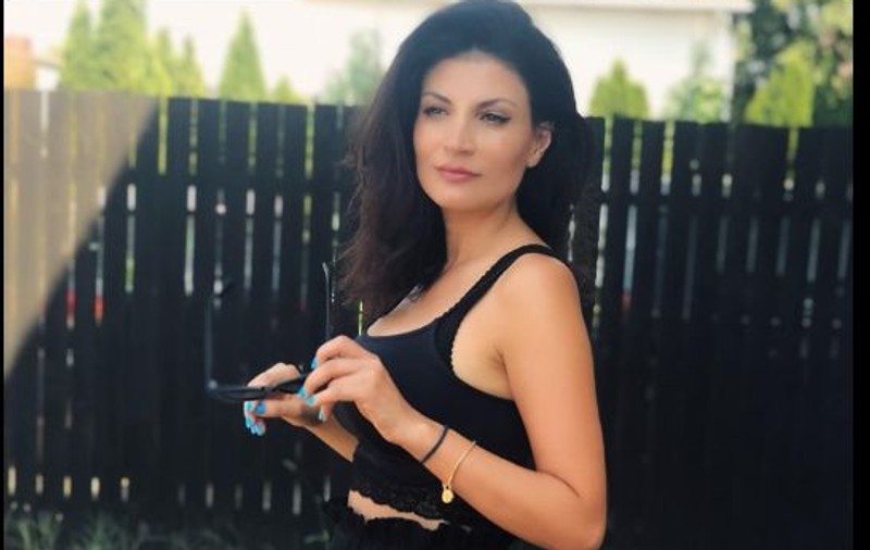 Cum a reacționat Ioana Ginghină când și-a văzut fostul soț în compania altei femei. "Nu mi-a fost ușor. Era și el terminat, că nu avea niciun chef să se vadă asta"