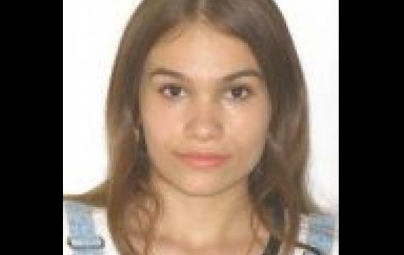 Adolescentă de 16 ani din București, dată dispărută. Poliția cere ajutorul oamenilor pentru găsirea Irinei