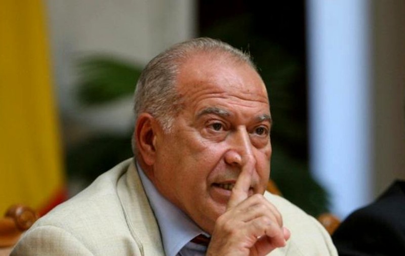 Dan Voiculescu cere Guvernului și Serviciilor să acorde “atenție specială” unor site-uri de știri. Reacția lui Dragnea