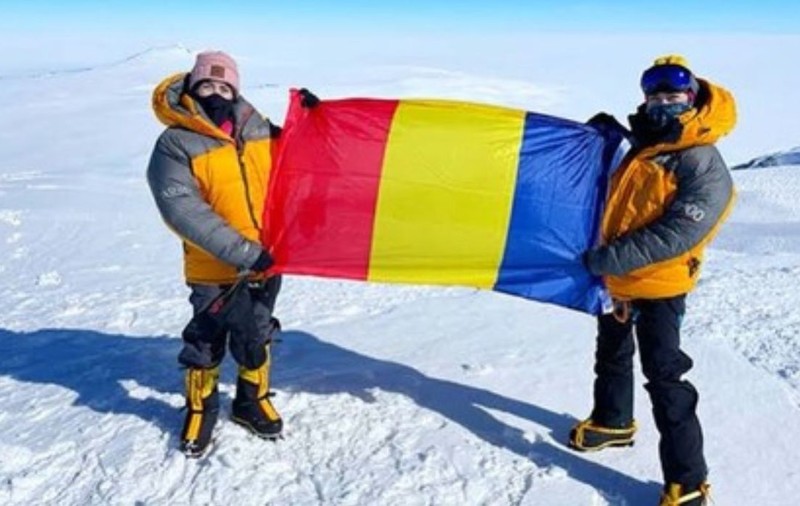 Gemene din Iași au cucerit cele mai înalte vârfuri și cei mai înalți vulcani în doar cinci ani