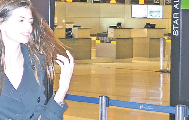 Exclusiv | Moni, iar te-ai scos! Uite Rolls-ul de 250.000 $ de la iubitul chinez!