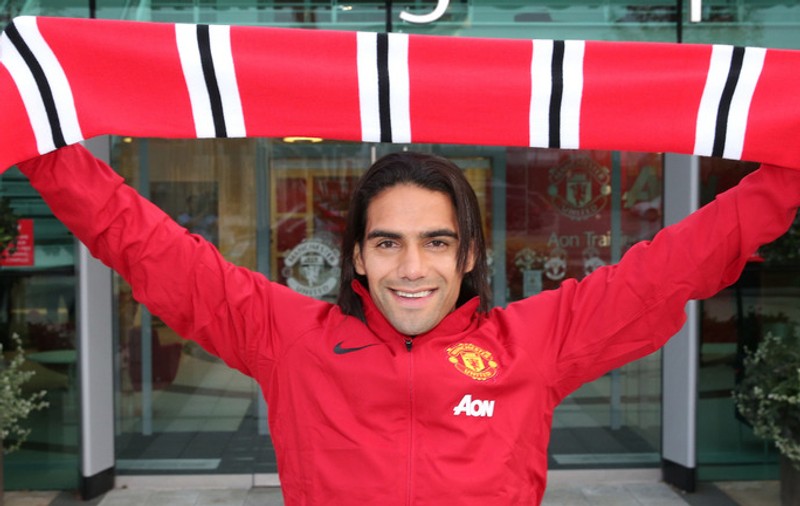 Radamel Falcao rămâne la United şi din vară. Echipa condusă de Van Gaal va plăti 50 de milioane de euro