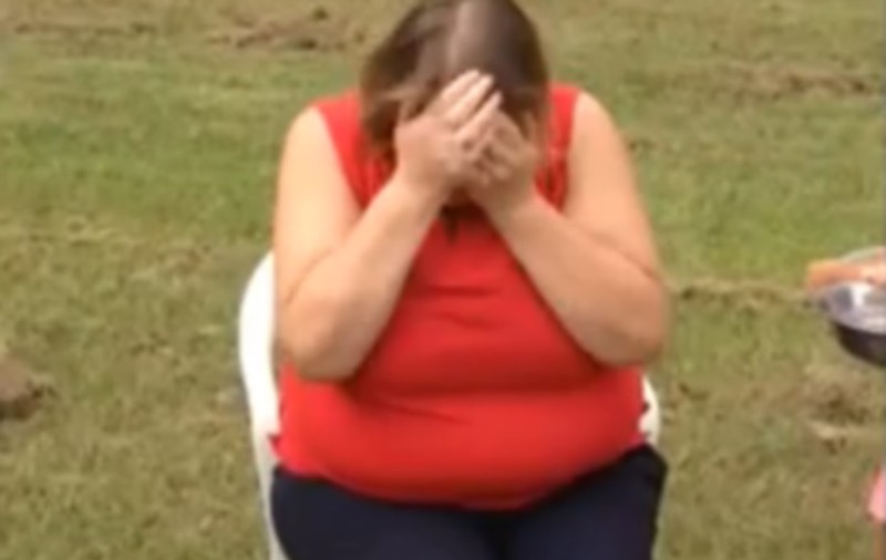 LA UN PAS DE TRAGEDIE, după ce a acceptat o provocare! Această femeie S-A NENOROCIT PE VIAȚĂ | VIDEO ȘOCANT