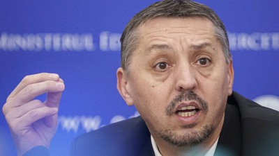 ministrul educatiei daniel david