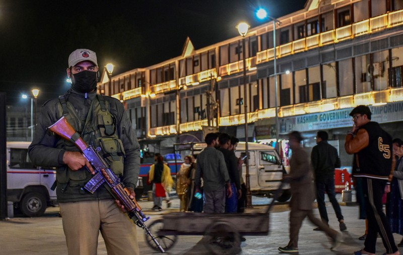 Cel puțin 26 de oameni au fost împușcați în atacul terorist dintr-o zonă turistică din India: „Venea o furtună de gloanțe”