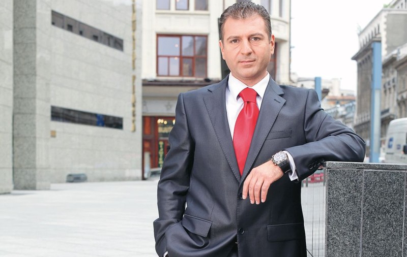Ameninţat de interlopi! Christian Sabbagh trăieşte la limită din pricina meseriei