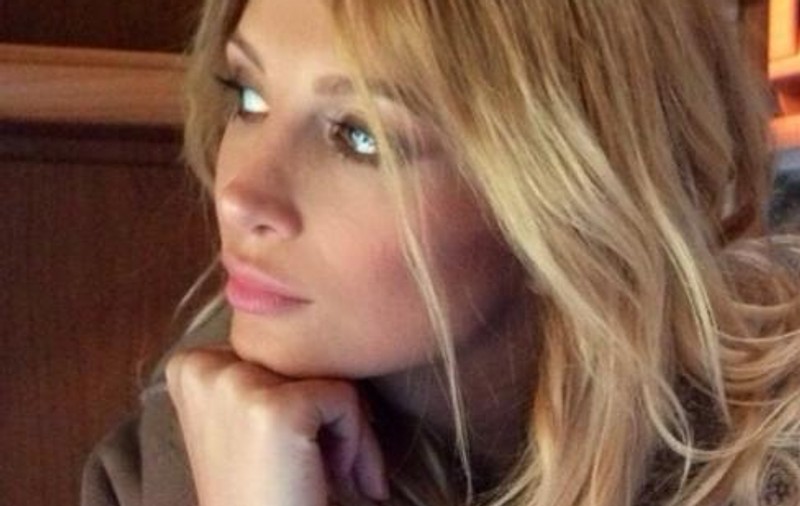 LORA ARUNCĂ BOMBA despre DIVORŢ: "E trist că viaţa ne-a adus ÎMPREUNĂ"