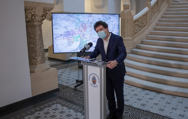 Ca afară | Cum a tradus Nicușor Dan sloganul „Vrem o țară ca afară” în grade Celsius