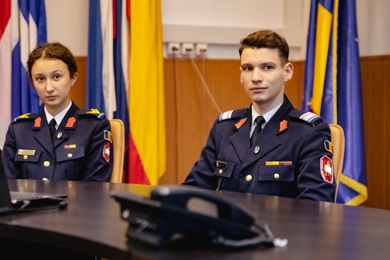 Ștefan Ungureanu, elev sergent major: „Dincolo de uniformă, de parade, ceremonii, de această atitudine impunătoare pe care uniforma o stârnește în rândul populației civile, armata are scopul de a apăra țara”
