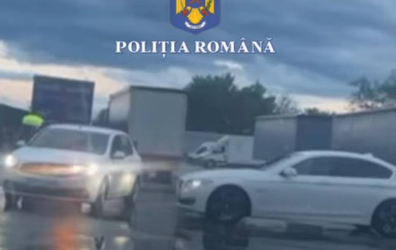 Drifturi cu BMW-urile într-o parcare din Craiova: trei tineri au fost prinși în fapt de Poliție și au rămas pietoni | VIDEO