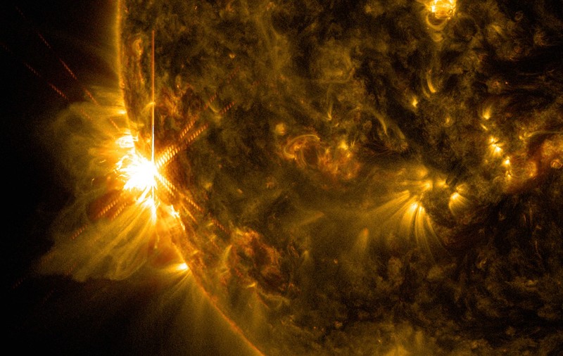 Oamenii de știință ruși avertizează că erupțiile solare puternice ar putea afecta, astăzi, sistemele de comunicații