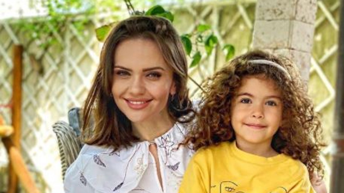 Cristina Șișcanu și Petra