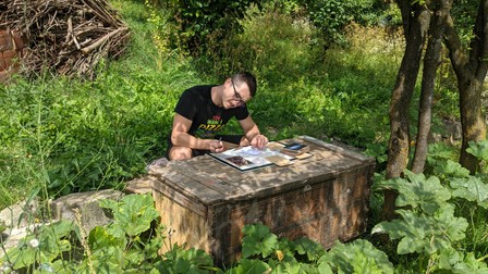 Paul este ilustrator și regizor de film