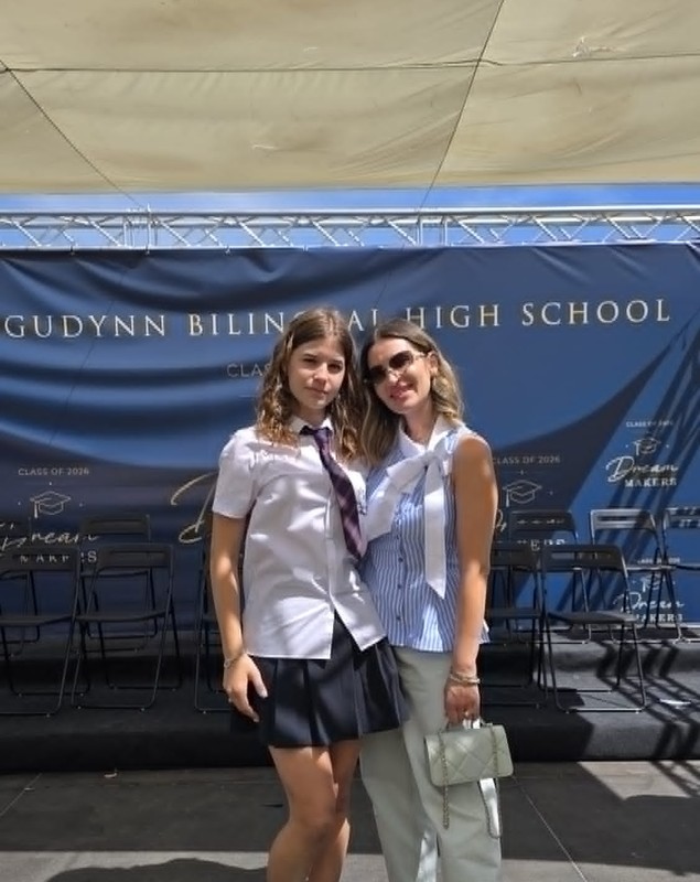Vedeta din România care e studentă la 44 de ani. Ce sacrificii face pentru a putea învăța: „Leg totul de viață”