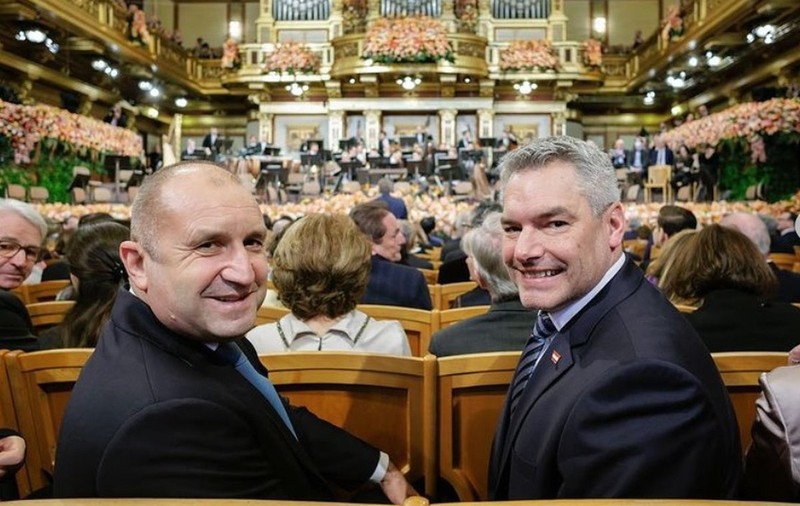 Președintele Bulgariei, țară căreia Austria i-a interzis accesul în Schengen, invitat la concertul de Anul Nou de la Viena