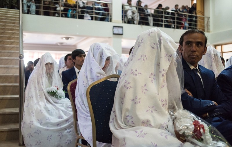Regimul taliban a interzis muzica în sălile de evenimente din Afganistan: „Care mai este diferența dintre o nuntă și o înmormântare?”