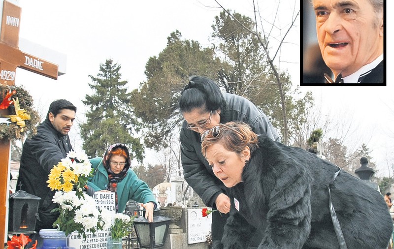 Anca Pandrea a gătit pentru pomana de un an a regretatului ei iubit, actorul Iurie Darie