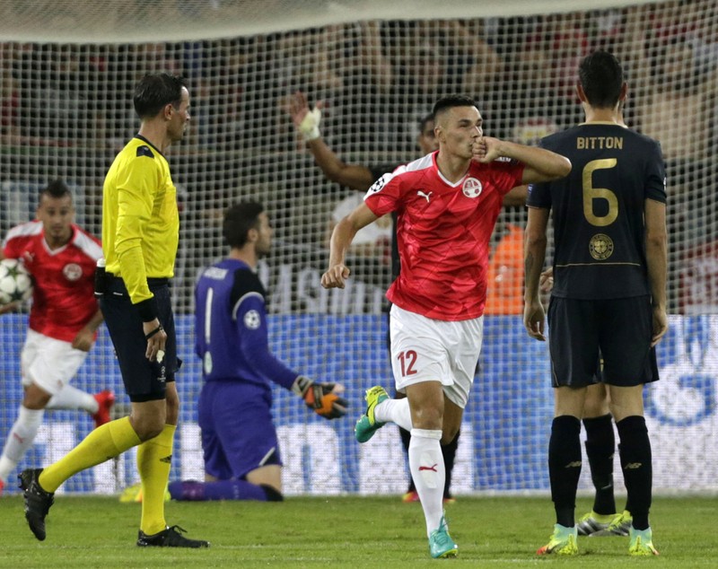 Liga Europa. Ovidiu Hoban a fost ales omul meciul Hapoel Beer Sheva - Inter Milano 3-2. Românul a făcut show și după joc! FOTO ÎN ARTICOL