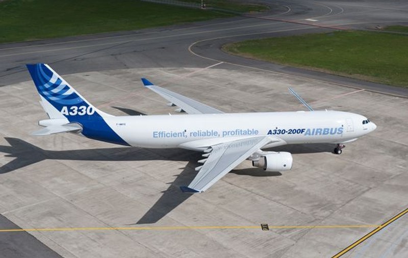 Un avion plin cu aur este blocat pe aeroportul din Istanbul