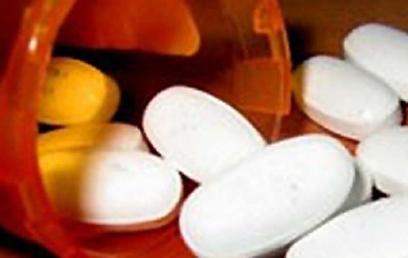 Excursii la Paris și la Las Vegas pentru doctorii care prescriu medicamente scumpe pentru cancer! DNA face astăzi 61 de percheziții