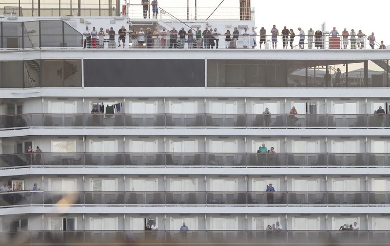 Peste 1.000 de pasageri care au debarcat de pe vasul Westerdam, căutaţi în toată lumea după confirmarea unui caz de coronavirus la bord