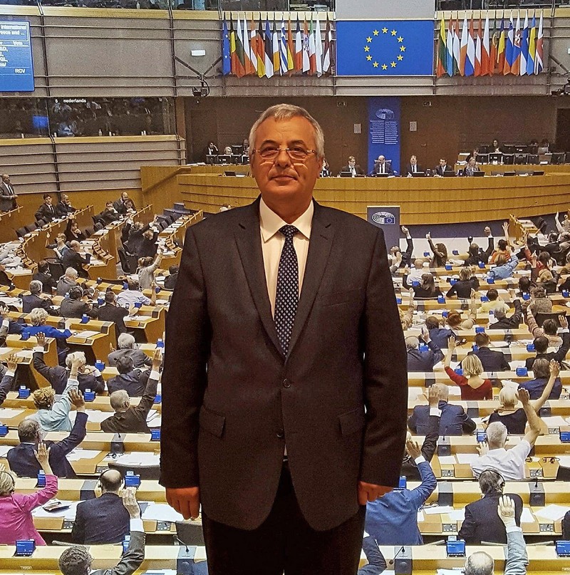 Primarul Neculai Moraru