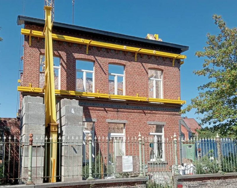 Muncitorii care au găsit lingouri și monede de aur de 9.000.000 de euro în subsolul clădirii pe care o renovau nu știu dacă vor primi vreo recompensă