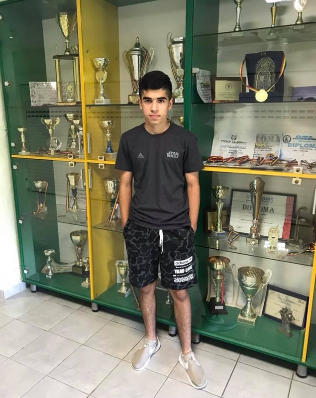 Surik Karamian, fiul cel mare al fostului fotbalist armean Arman Karamian, este tricolor. ”România trebuie să aibă grijă să nu-l piardă” | VIDEO
