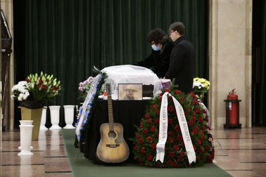 Sicriul cu trupul neînsuflețit al lui Victor Socaciu