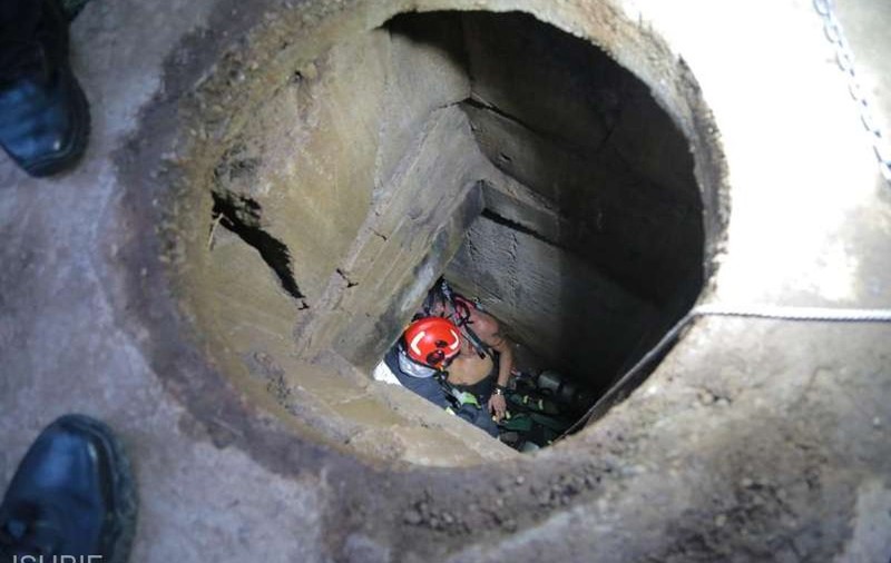 Un bărbat a căzut într-un canal tehnologic în zona Orășelul Copiilor din București. Pompierii l-au găsit inconștient