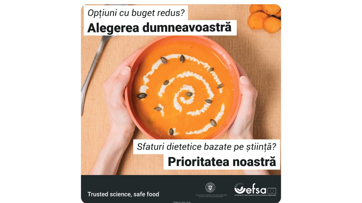 Optiuni cu buget redus? Alegerea dumneavoastra. Sfaturi dietetice bazate pe stiinta? Prioritatea noastră. Bol cu supa crema de bovleac, pe masa, tinut intre maini