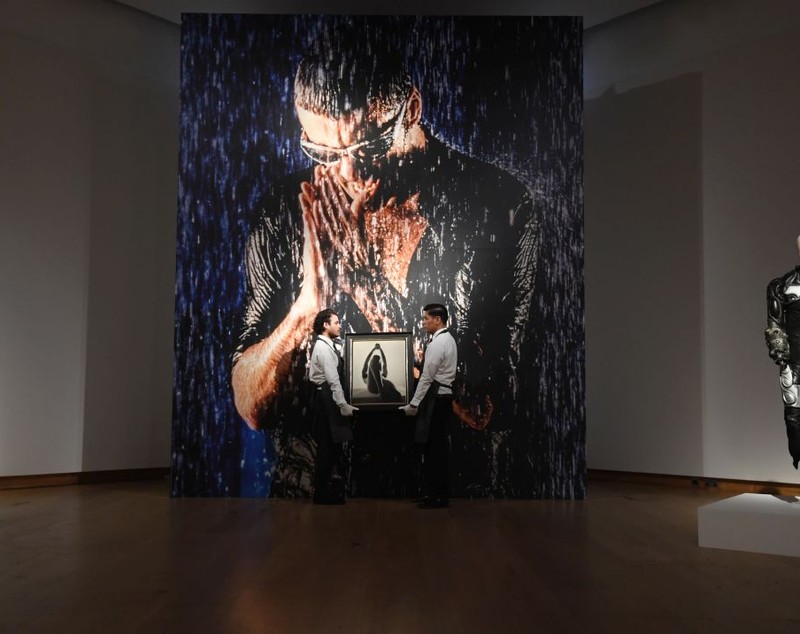FOTO | Lucrările de artă colecționate de George Michael s-au vândut cu peste 10 milioane de euro