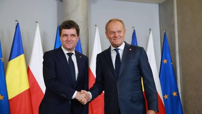 nicusor-dan-polonia-donald-tusk