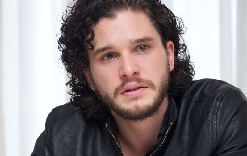 KIT HARINGTON, din "URZEALA TRONURILOR", are INTERZIS la TUNS!