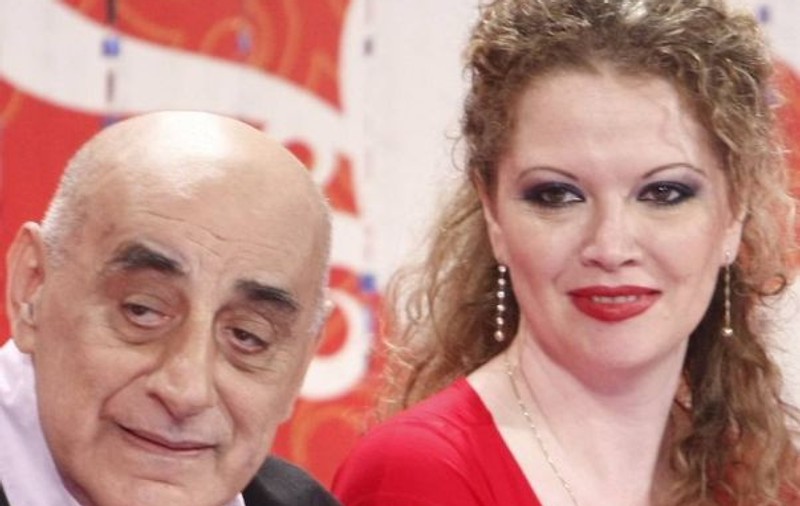 Mariajul Oanei Lis, în pericol! Uite ce mesaj a primit blonda: "Aş vrea să mă f*t cu Viorel odată!"
