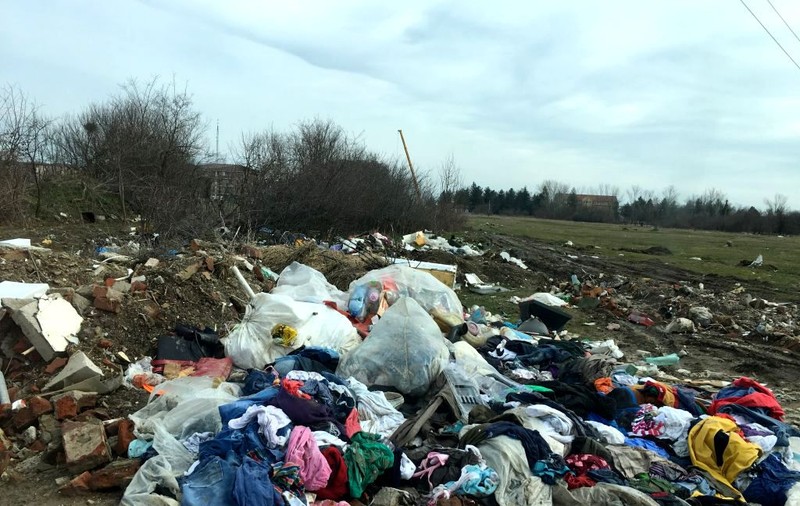 Groapa de gunoi din Sibiu, închisă în fiecare weekend. Mirosurile au pus stăpânire pe oraș