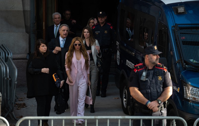 Shakira a ajuns la un acord cu procurorii spanioli pentru a scăpa de închisoare. Cât va plăti cântăreața acuzată de fraudă fiscală