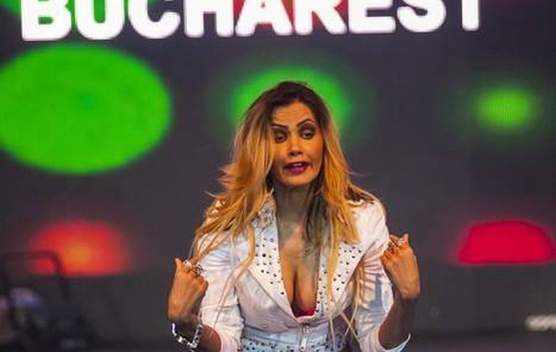 OANA ZĂVORANU A DAT ÎN MINTEA COPIILOR! CĂLĂREȘTE PORCUL!