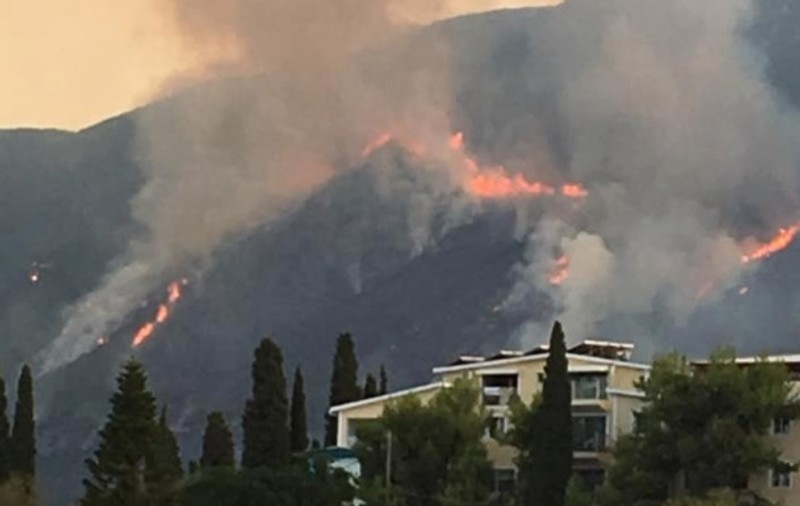 Stare de urgență pe insula elenă Zakynthos din cauza incendiilor de vegetație