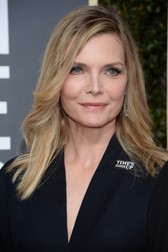 Michelle Pfeiffer la Globurile de Aur 2018 (northfoto)