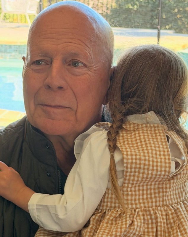 Cum arată Bruce Willis la 71 de ani. Imaginile rare publicate de Demi Moore