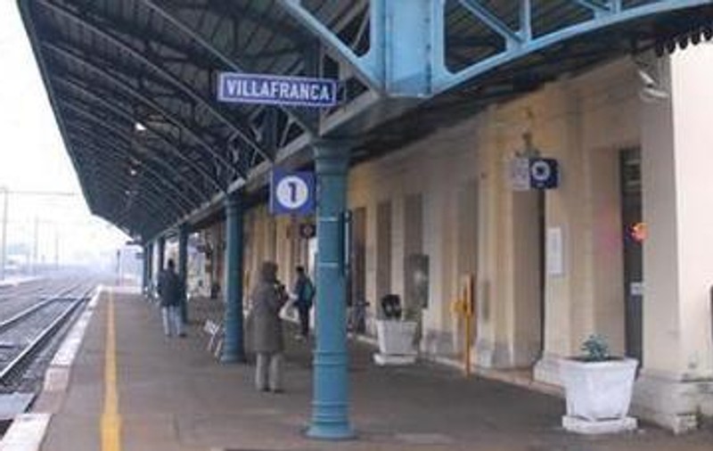 Un român a fost bătut și incendiat în apropiere de Verona. Primarul și-a exprimat solidaritatea
