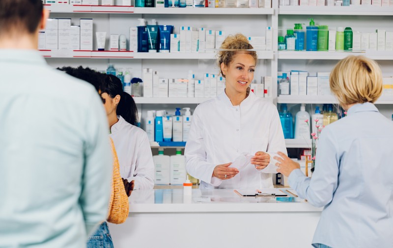 De la tratamente la prevenție: rolul farmaciilor moderne în protejarea sănătății digestive