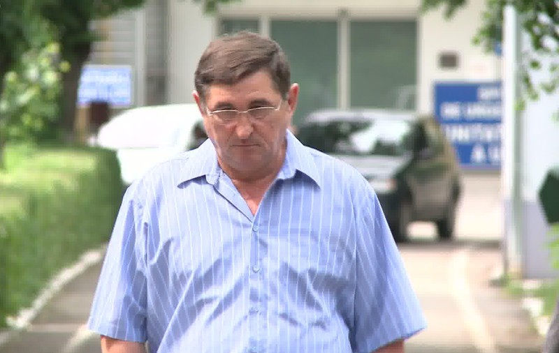 Reacția medicului acuzat de părinți că a pus strâmb mâna fetiței de trei ani și nu le-a spus: „Meseria o fac ca la carte, și mai bine un pic”