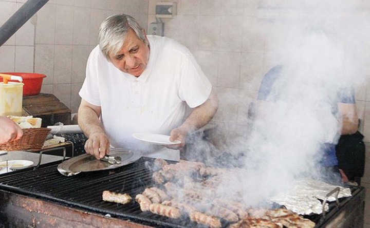 Grataragiul nea Sandu Cocoșatu. Foto: Facebook