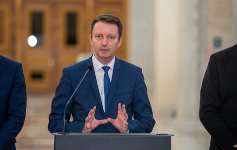 E breaking-ul de ultim minut în România! Anunț crucial în politică! Da, se întâmplă chiar acum, pe ultima sută de metri și s-a făcut totul public! Dragi români, cu nici 2 ore înainte de votul în Parlament s-a întâmplat ceva