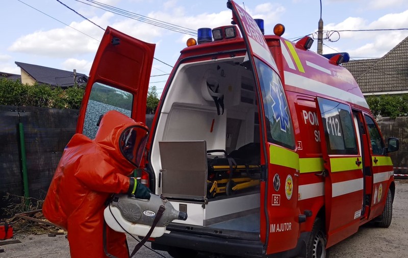 Conductă de gaz avariată în Mihăeşti, judeţul Vâlcea. 50 de persoane din 20 de gospodării au fost evacuate