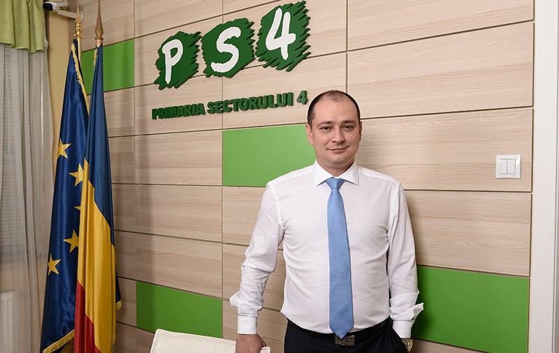 Patrule școlare în Sectorul 4. Primăria face angajări în Poliția Locală